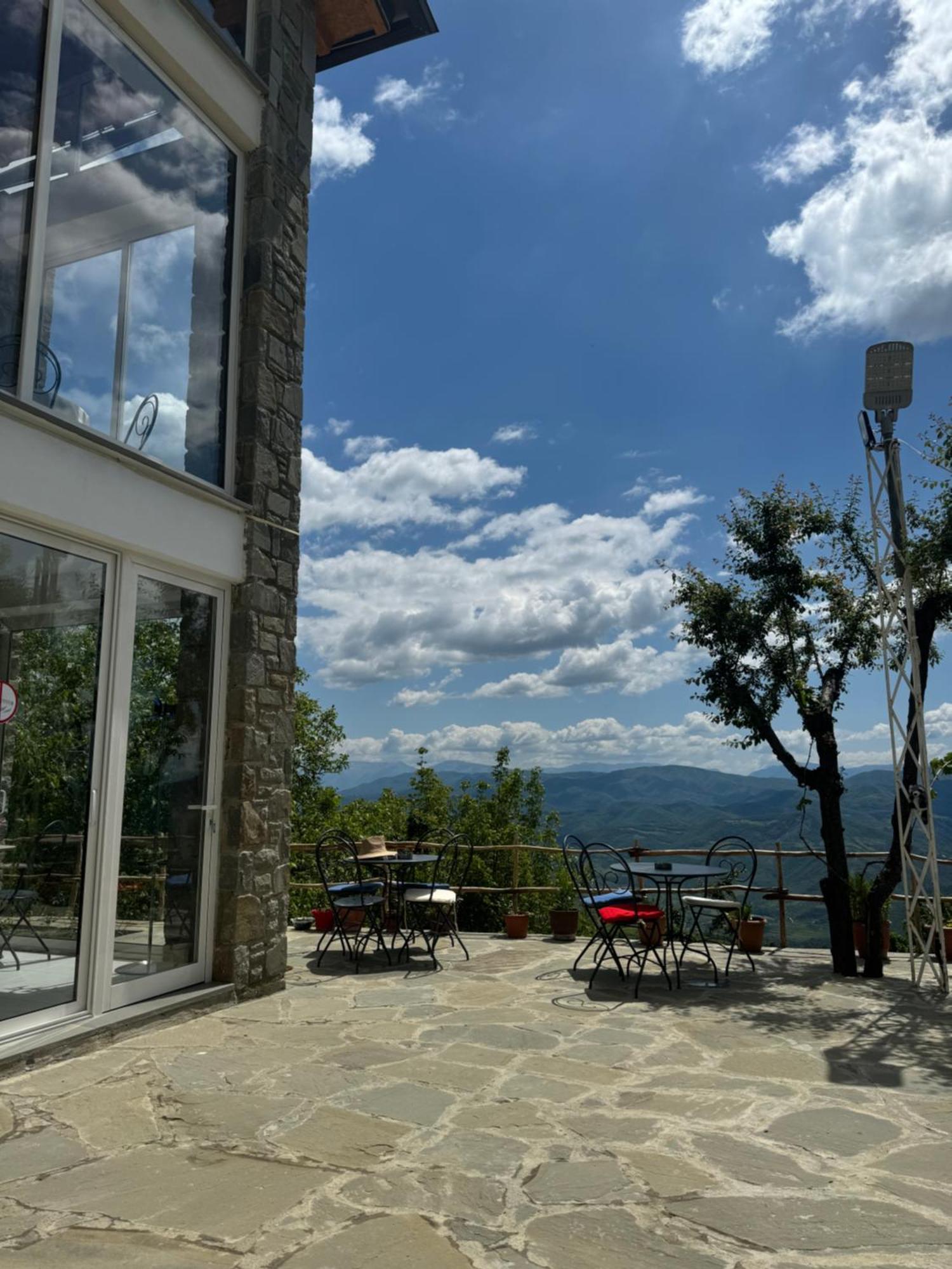Xhaferri Guesthouse Zhaban Esterno foto